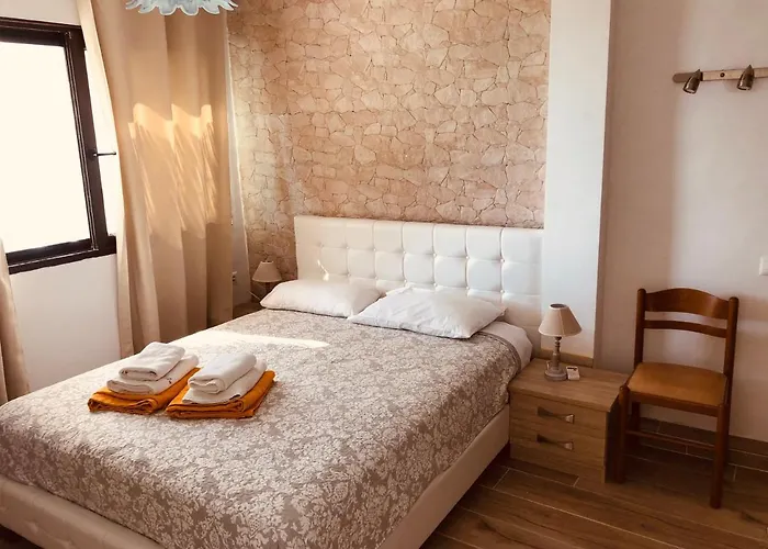 Villaparadiso Front Makris Gialos Villa *